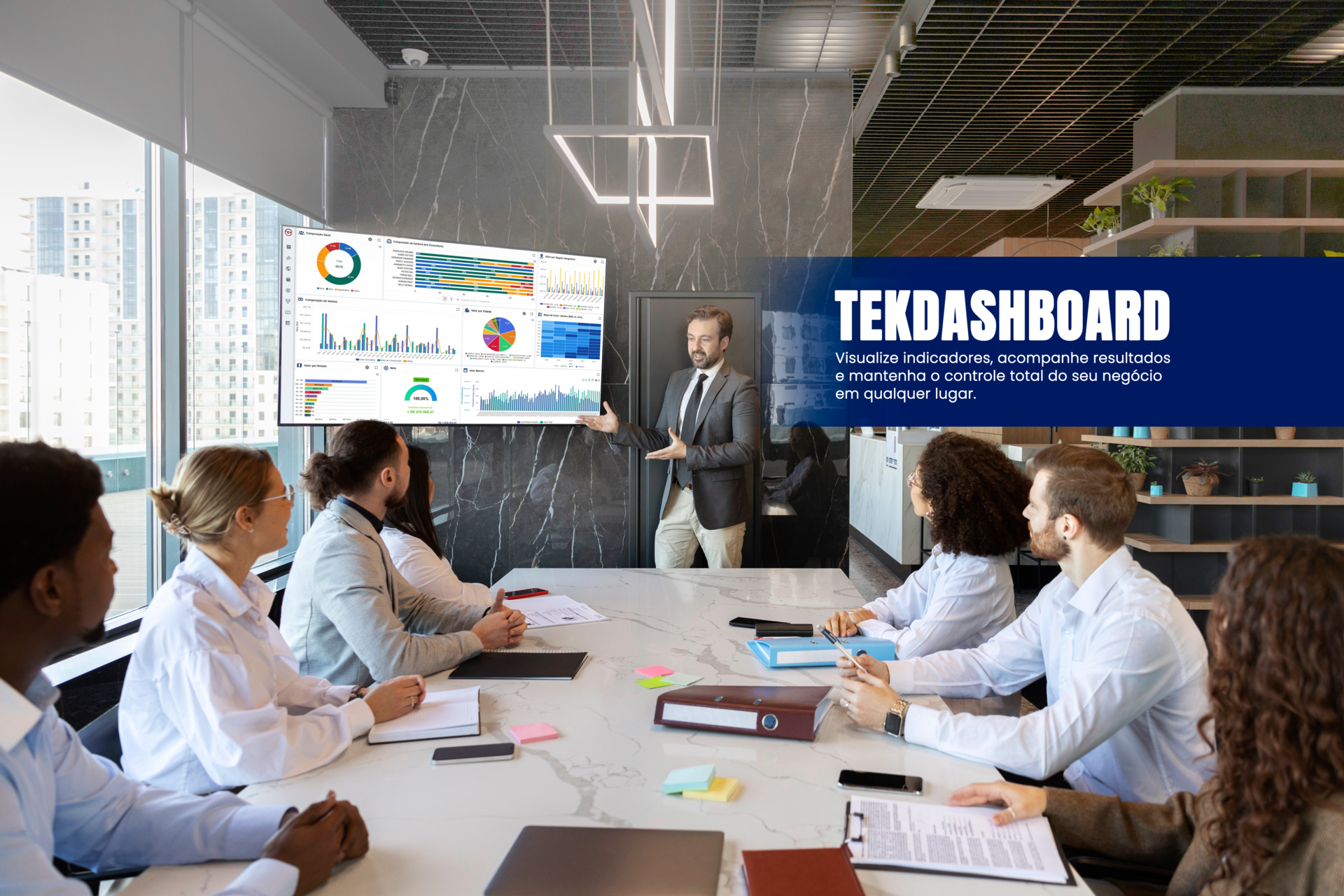 Home 2 foto banner 2 people taking part business event 1